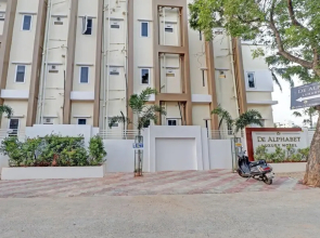 Treebo Trend De Crown-De Alphabet