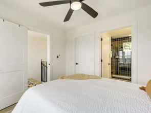 7 Mi to Dtwn Dripping Springs: Home w/ Views!