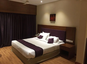 River Banks Madaparambil Resort