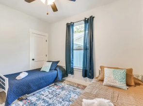 2 Mi to Gulf: Home w/ Sauna, Garden in Panama City