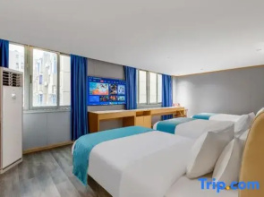 JC Jingchen Refined Void | Trend Core Homestay (Tianhong Plaza Wenshan Pedestrian Street)