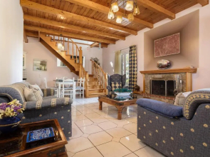 Ilenia's 3 Bedroom House With Private Pool