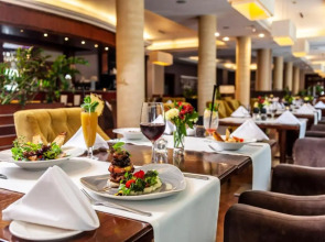 Warmiński Hotel & Conference