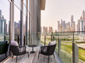 Taj Jumeirah Lakes Towers