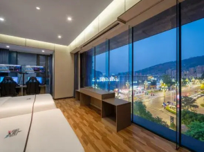 Jiangfeng E-sports Hotel