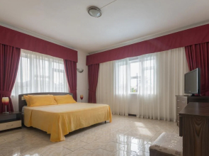 Wanna Studio & Apartments/duplex