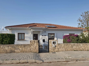 Bungalow Blue Waters by Amy Villas