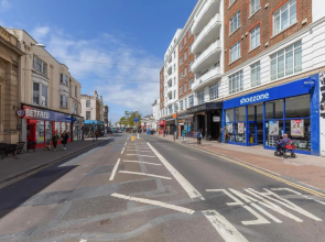 Right On : Bright On Apartment 1F - City Centre Luxury Apartments