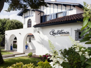 Hotel Briketenia