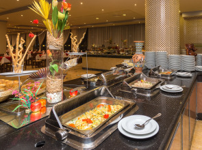 Le Jardin Aqua Park Resort