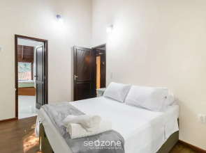 House With Pool and Skate Park Stm0500