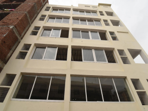 Vaccinated Staff- Capital O 13310 Noida Suites