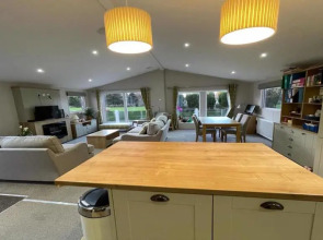 42 Woodland Walk Pevensey Bay Holiday Park sleeps 6