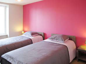 Holiday Home La Piscine - LEN400
