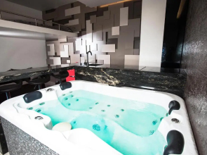 Secret Lounge - Cozy Studio with Sauna and Jacuzzi