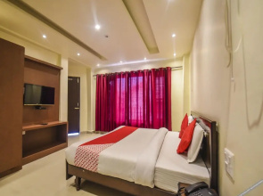 Holiday Inn Guest House