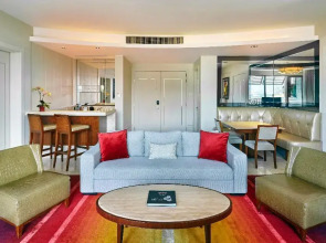 Resorts World Sentosa - Equarius Hotel