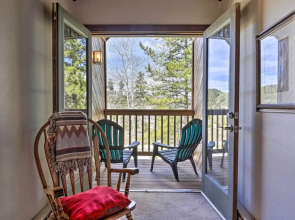2 Mi to Lake Dillon: Spacious Condo w/ Mtn Views