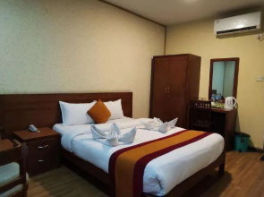 Royal Kings Hotel
