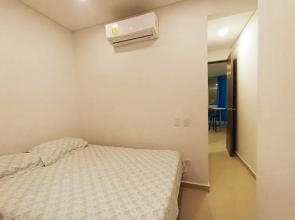 a una cuadra de la playa