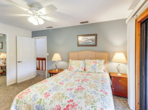 2 Mi to Rainbow Springs: Dunnellon Townhome