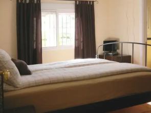 Alora Valley View Accommodations