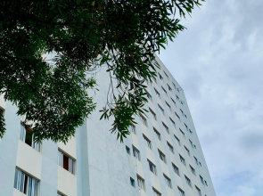 505 - Apartamento Lindo, amplo e decorado, mobiliario moderno, cozinha completa com utensílios , Excelente vista da cidade e localização privelegiada no bairro Bigorrilho proxímo de shopping e parques
