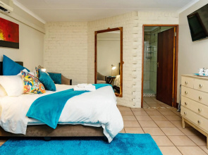 River Bank Lodge