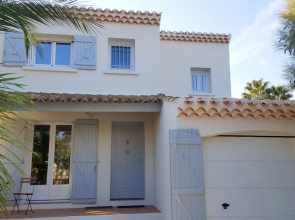 Villa With 4 Bedrooms in Agde, With Private Pool, Enclosed Garden and
