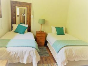Skye High House & Cottage