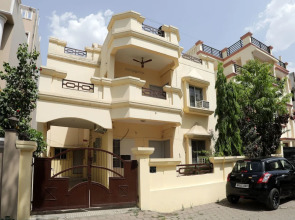 OYO 4229 Rishi Homes Stay