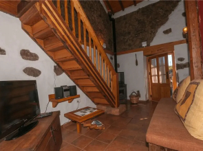 Casa Rural con piscina compartida Valleseco II