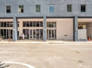 Boutique Condo In Dt Miami Perfect For Couples/fam 1 Bedroom Condo