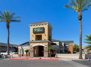 Extended Stay America Select Suites Phoenix Airport E Oak St