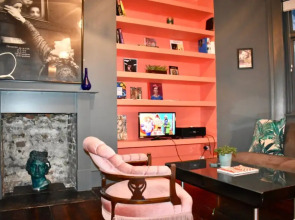 Stylish Seaside Flat in Brighton