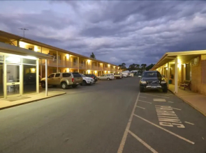Albion Shamrock Hotel Motel