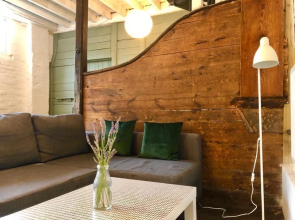 Manor House Mews - Rustic Stable Conversion