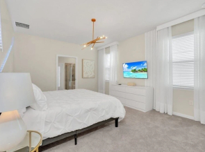 Many Themes For Everyone 10 Huge Bedrooms! 10 Villa by RedAwning