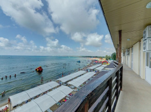 MohitoMore Club Hotel