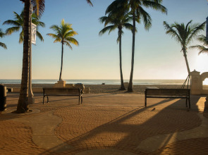 Hollywood Beachside Boutique Suites