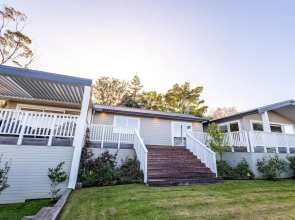 Oriwa Villa Oneroa near Mudbrick