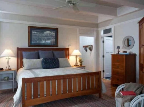 Cape Watch Cottage 4 Bedroom Holiday Home By Bald Head Island