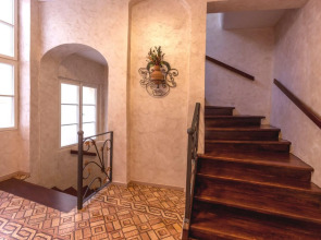 Boutique Residence by Little King