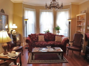 50 Lincoln Short North B&B