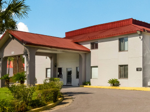 Red Roof Inn Crestview