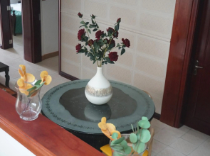 Happy Ours Guesthouse