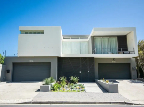 Ethereal 4bed Camps Bay Villa Atlantic Reflection