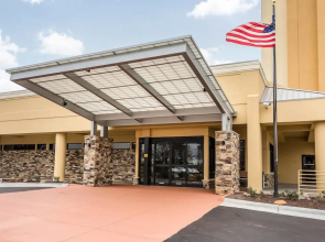 Holiday Inn Express Omaha Southwest