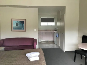 Helensborough Motor Inn