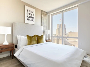 Fenway Luxury Suites by Sonder